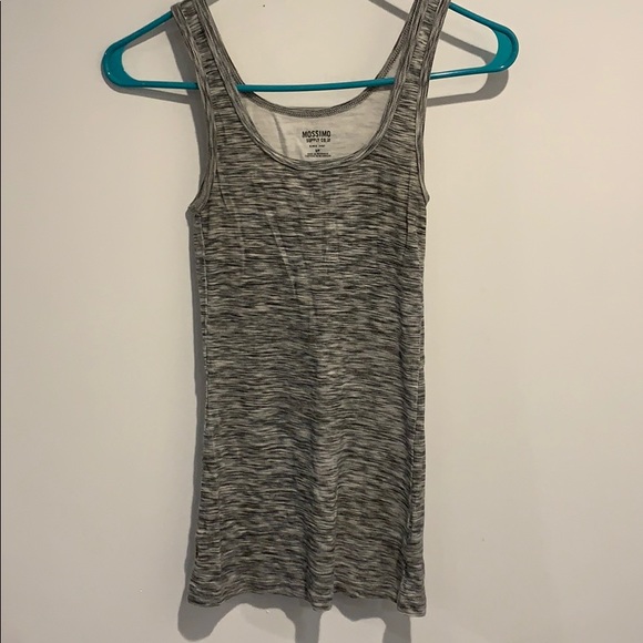 Set of 3 tank tops - Picture 4 of 4